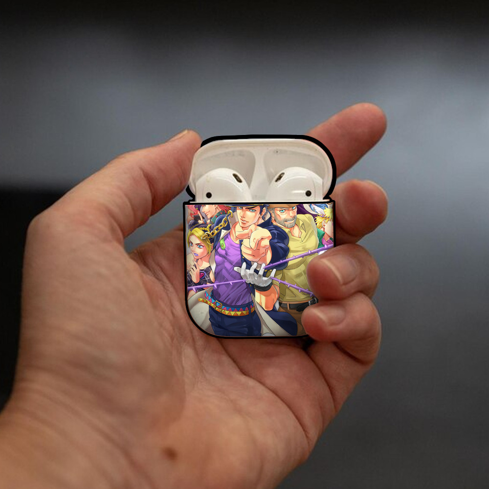 ジョジョの奇妙な冒険 JoJo's Bizarre Adventure AirPods 第2世代保護ケース ハードシェル ブラック 耐衝撃・防指紋・カラビナ付き