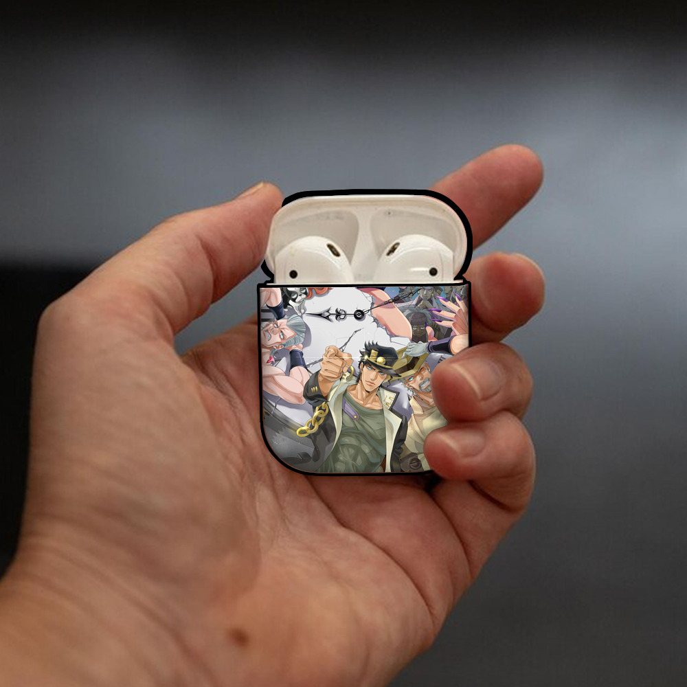 ジョジョの奇妙な冒険 JoJo's Bizarre Adventure AirPods 第2世代保護ケース ハードシェル ブラック 耐衝撃・防指紋・カラビナ付き
