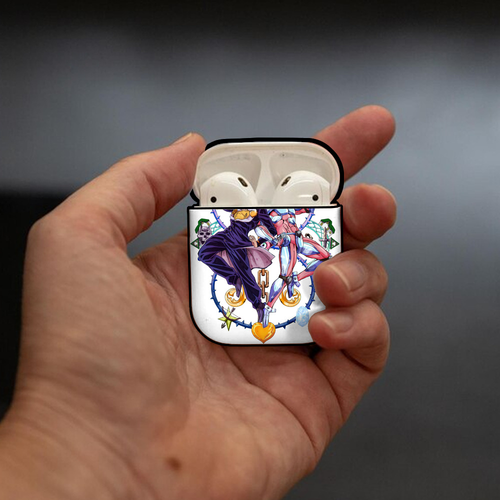 ジョジョの奇妙な冒険 ひがしかた じょうすけ JoJo's Bizarre Adventure Higashikata Josuke AirPods 第2世代保護ケース ハードシェル ブラック 耐衝撃・防指紋・カラビナ付き