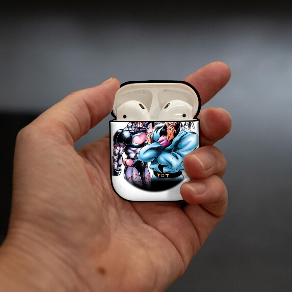 ジョジョの奇妙な冒険 ひがしかた じょうすけ JoJo's Bizarre Adventure Higashikata Josuke AirPods 第2世代保護ケース ハードシェル ブラック 耐衝撃・防指紋・カラビナ付き