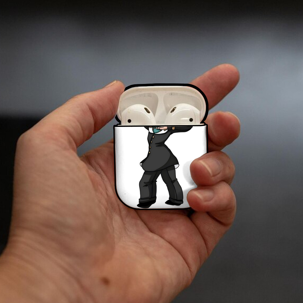 ジョジョの奇妙な冒険 ひがしかた じょうすけ JoJo's Bizarre Adventure Higashikata Josuke AirPods 第2世代保護ケース ハードシェル ブラック 耐衝撃・防指紋・カラビナ付き