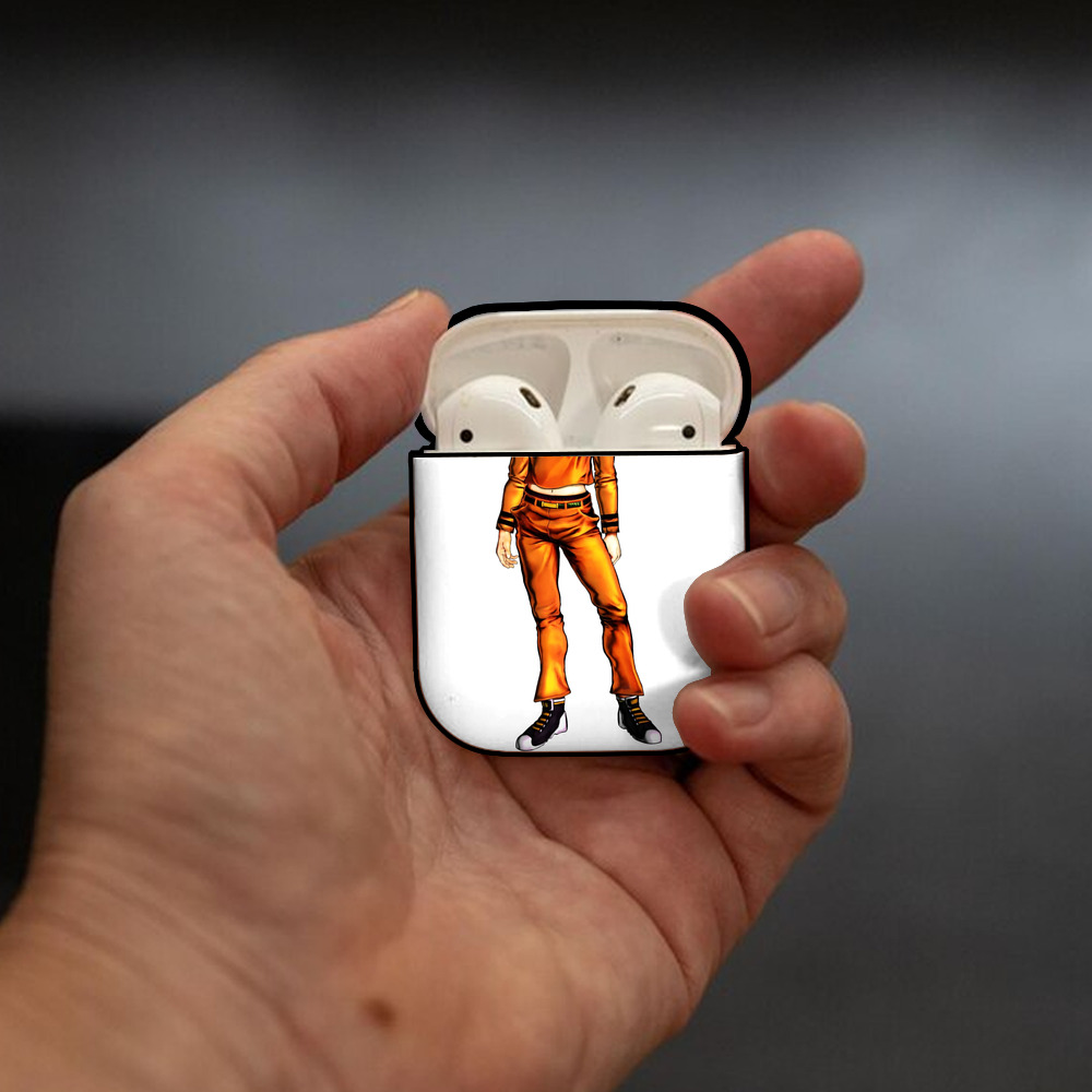 ジョジョの奇妙な冒険 東方定助 JoJo's Bizarre Adventure Higashikata Josuke AirPods 第2世代保護ケース ハードシェル ブラック 耐衝撃・防指紋・カラビナ付き
