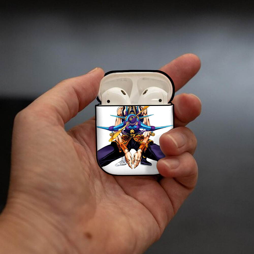 ジョジョの奇妙な冒険 ナランチャ?ギルガ JoJo's Bizarre Adventure Narancia Ghirga AirPods 第2世代保護ケース ハードシェル ブラック 耐衝撃・防指紋・カラビナ付き