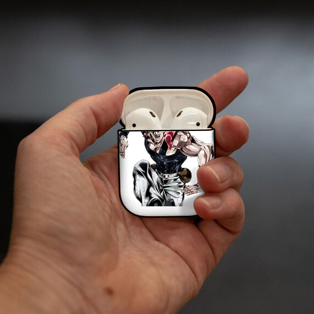 ジョジョの奇妙な冒険 ジャン＝ピエール?ポルナレフ JoJo's Bizarre Adventure Jan Pierre Polnareff AirPods 第2世代保護ケース ハードシェル ブラック 耐衝撃・防指紋・カラビナ付き