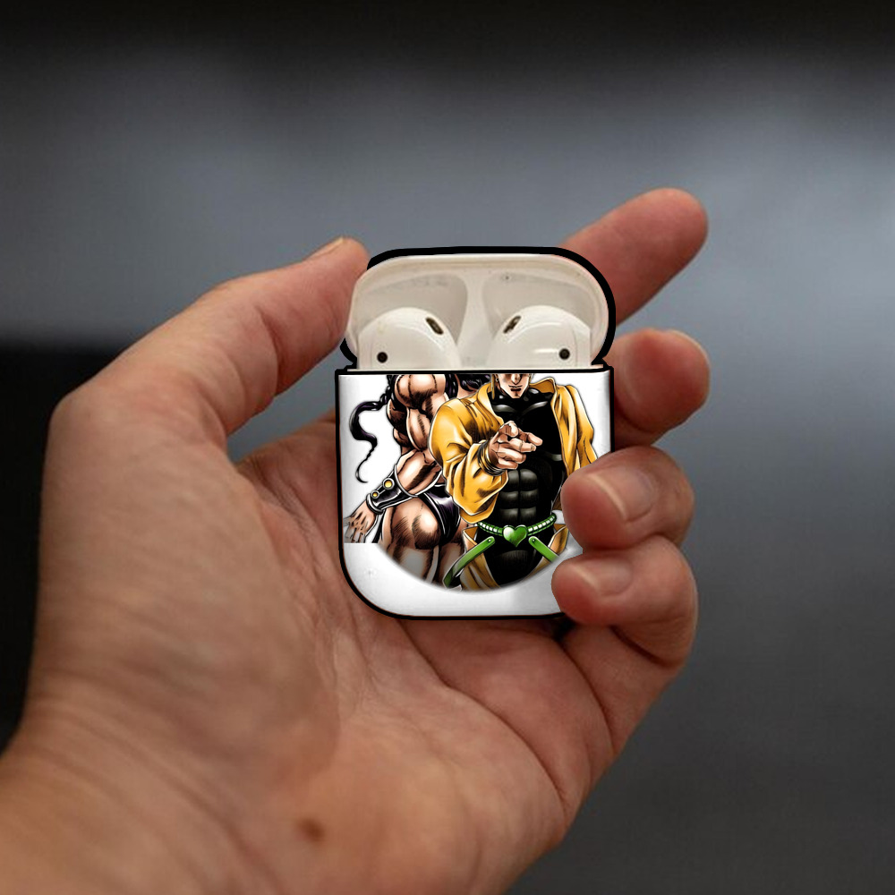 ジョジョの奇妙な冒険 ディオ?ブランドー JoJo's Bizarre Adventure Dio Brando AirPods 第2世代保護ケース ハードシェル ブラック 耐衝撃・防指紋・カラビナ付き
