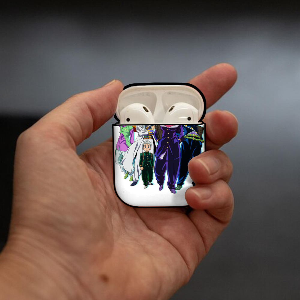 ジョジョの奇妙な冒険 JoJo's Bizarre Adventure AirPods 第2世代保護ケース ハードシェル ブラック 耐衝撃・防指紋・カラビナ付き